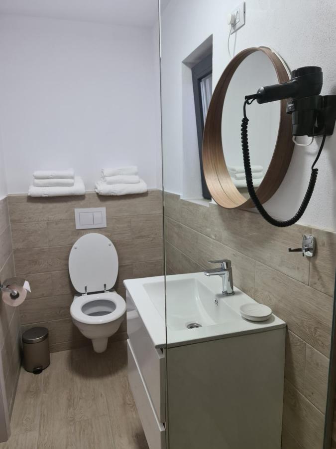 Urbanist Guest House Călimăneşti Eksteriør billede